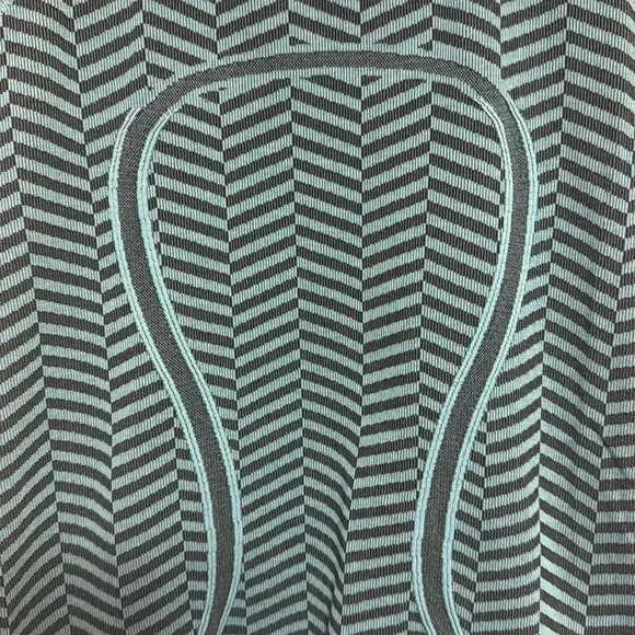 Lululemon striped tank - Picture 2 of 3